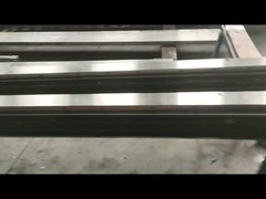 高品質のプレスブレーキ 調整のためのプレスブレーキのクラウンテーブル